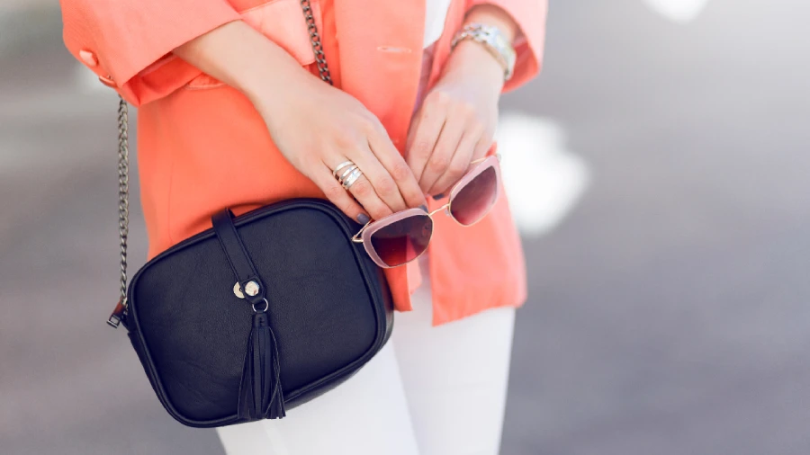 Cara Membuat Instagram Ads yang Menarik untuk Brand Women's Bags
